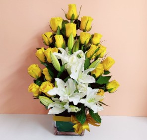 yellow roses lilies