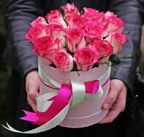 POPULAR PINK ROSES 20