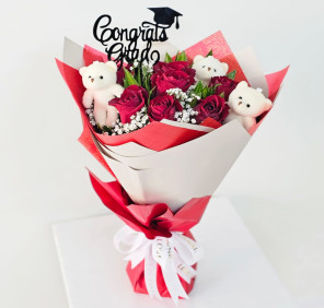 12 roses bouquet with teddy bears