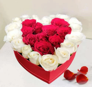 gift 30 roses heart