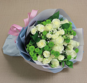 green white bouquet