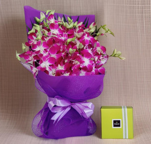 combo of orchid and patchi