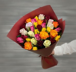 15 mixed roses basket