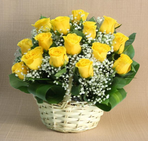 15 yellow roses basket