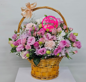 Newborn flowers basket