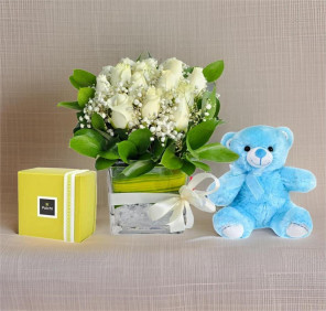 12 white roses combo