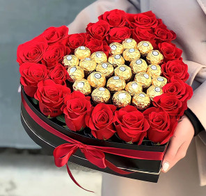 roses heart box