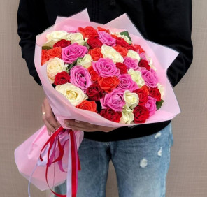 51 mix roses bouquet delivery Dubai