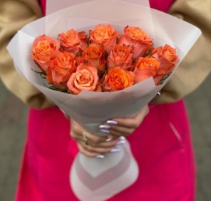 orange roses bouquet