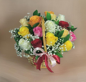 15 mix roses basket