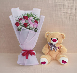 roses and teddy