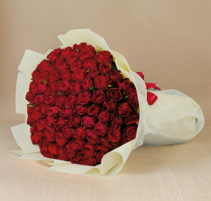 100 RED ROSES BOUQUET