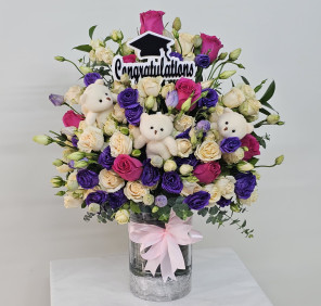 graduation flower arrangement