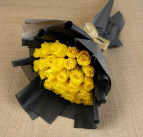 yellow roses bouquet