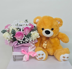 Anniversary Flowers Dubai